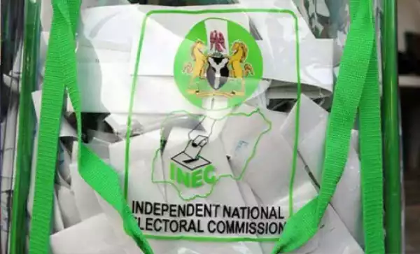 Brave voters resist suspected ballot box snatchers in Edo